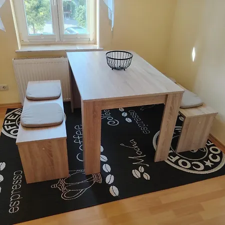 Ruhige Auszeit Mit Zentraler Anbindung